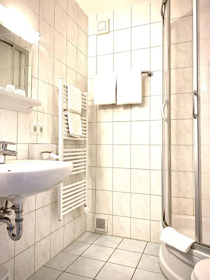 Pfefferhoehe Hotel & Restaurant Alsfeld Bagian luar foto